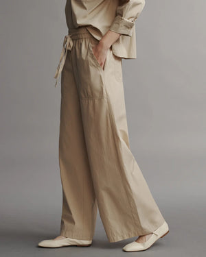 Main Street Pant in Sandstone