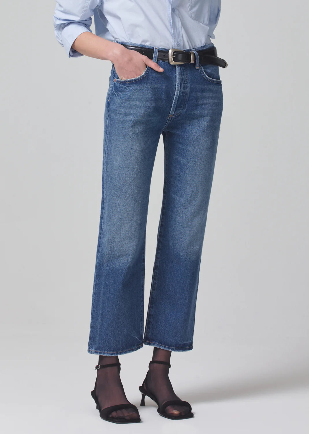 Emery Crop Relaxed Jean in Oasis