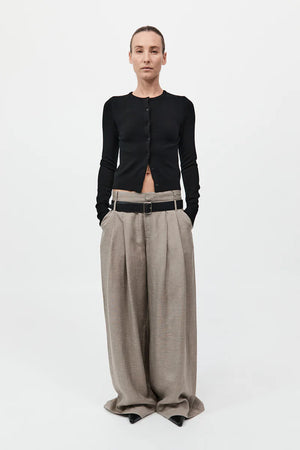 Classic Cardigan in Black