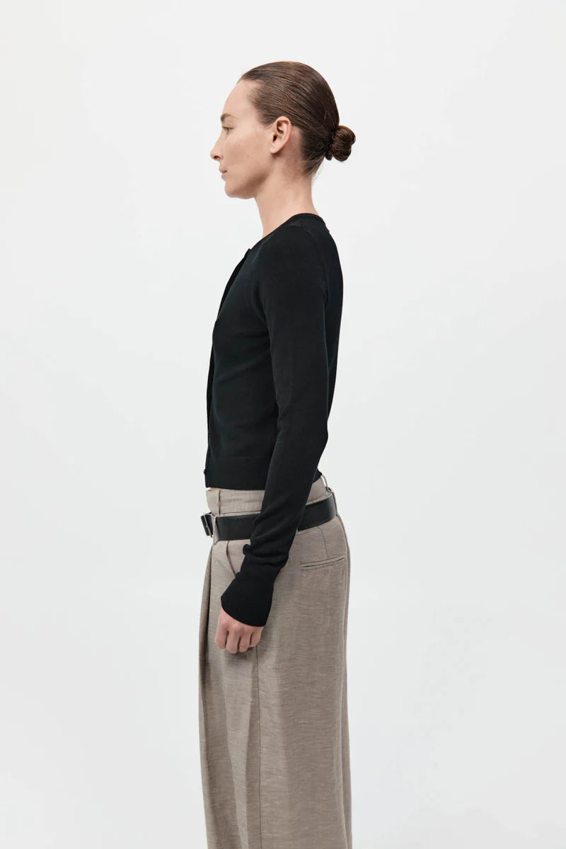 Classic Cardigan in Black