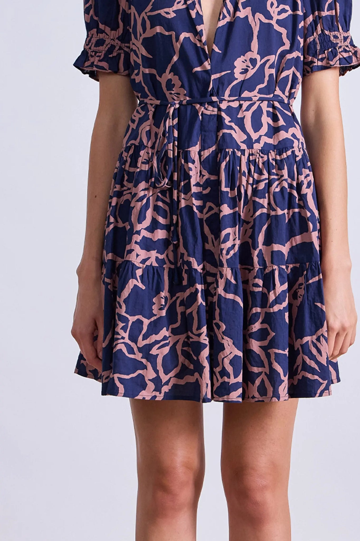 Las Almas Dress in Large Lace Floral Navy