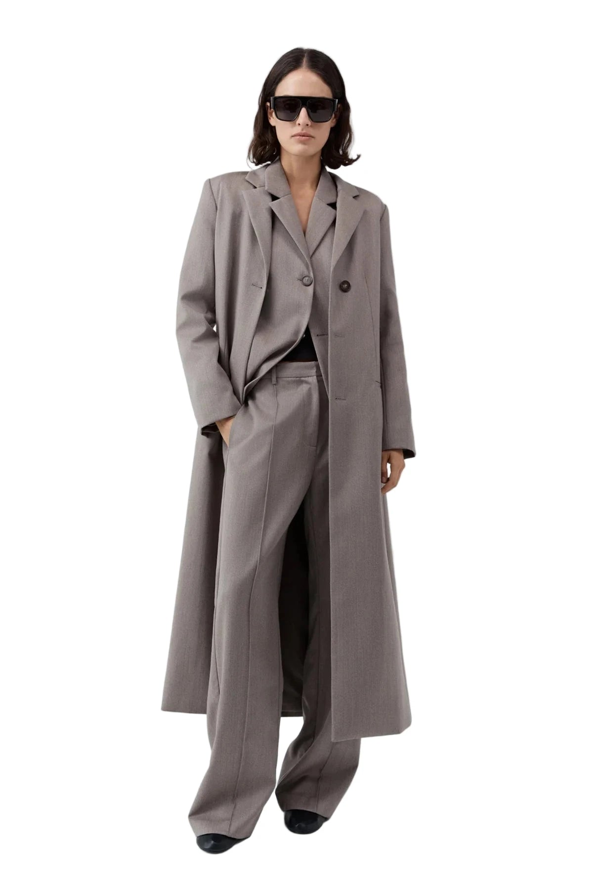 Oupa Pintuck Pants in Doe displayed on a mannequin, focusing on the pintuck detailing and premium quality.