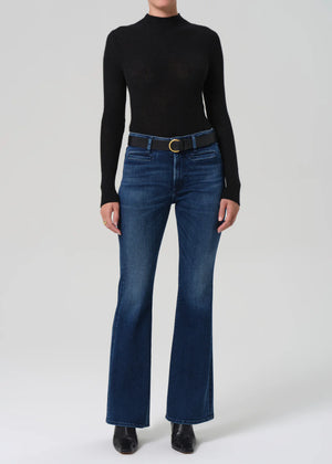 Close-up of the Lilah Welt Pocket Flare in Marvita, highlighting its cotton composition and stylish leg elongation.