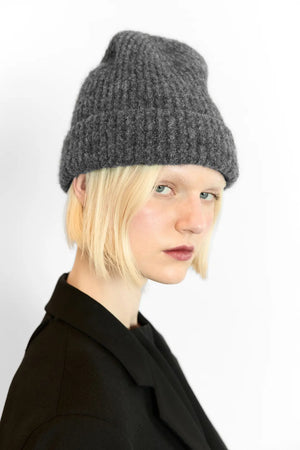 Piper Beanie in Dark Grey