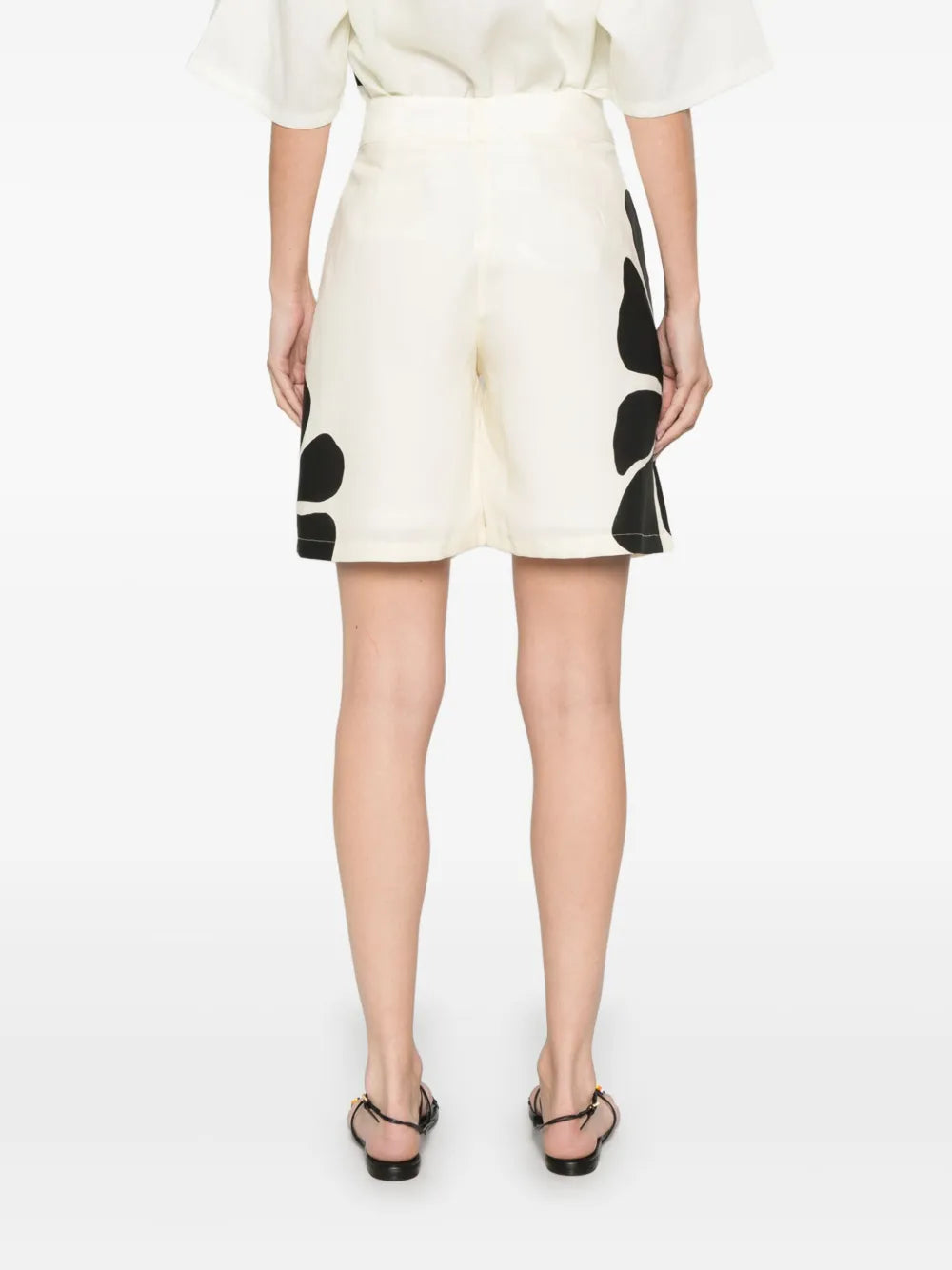 Sia Short in Camellia Black/White