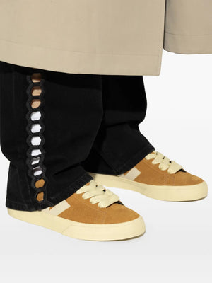 Campo Bold Suede in Camel Pierre