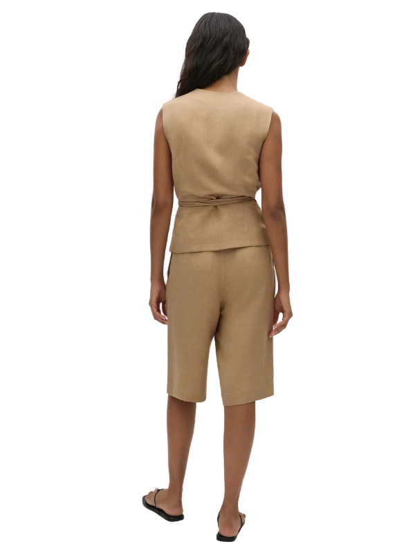 Back view of Astrid Shorts in Sahara showing the cropped length and wide leg design ideal for a relaxed yet stylish look.