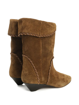 Edoa Boots in Light Bronze on display with a focus on the elegant design.