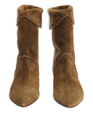 Edoa Boots in Light Bronze paired with an outfit, highlighting the chic style.