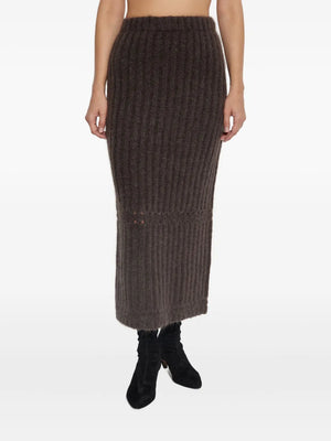 Back slit feature of the Sofia Maxi Skirt in Carafe by By Malene Birger, designed for style and comfort.