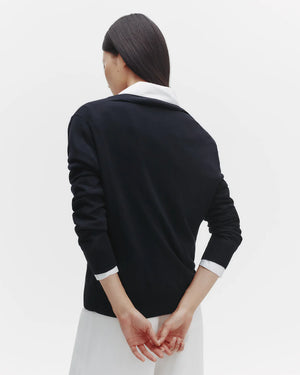 Perfect Deep V in Midnight