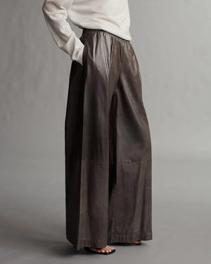 Eva Pant in Fudge Leather