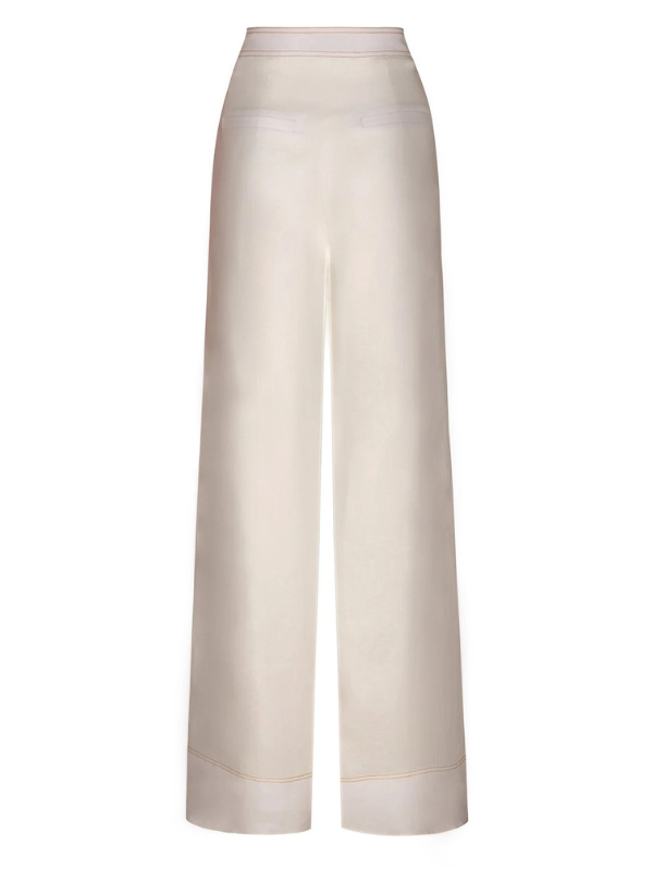 Full view of the Esperandote pant in Off White, highlighting the stylish trouser silhouette by Andres Otalora.