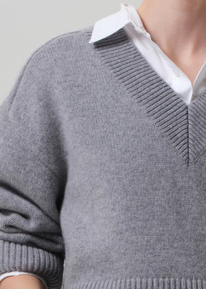 Gazette Puzzle V Neck in Heather Grey by Citizens of Humanity - Casual outfit inspiration paired with denim for effortless style.
