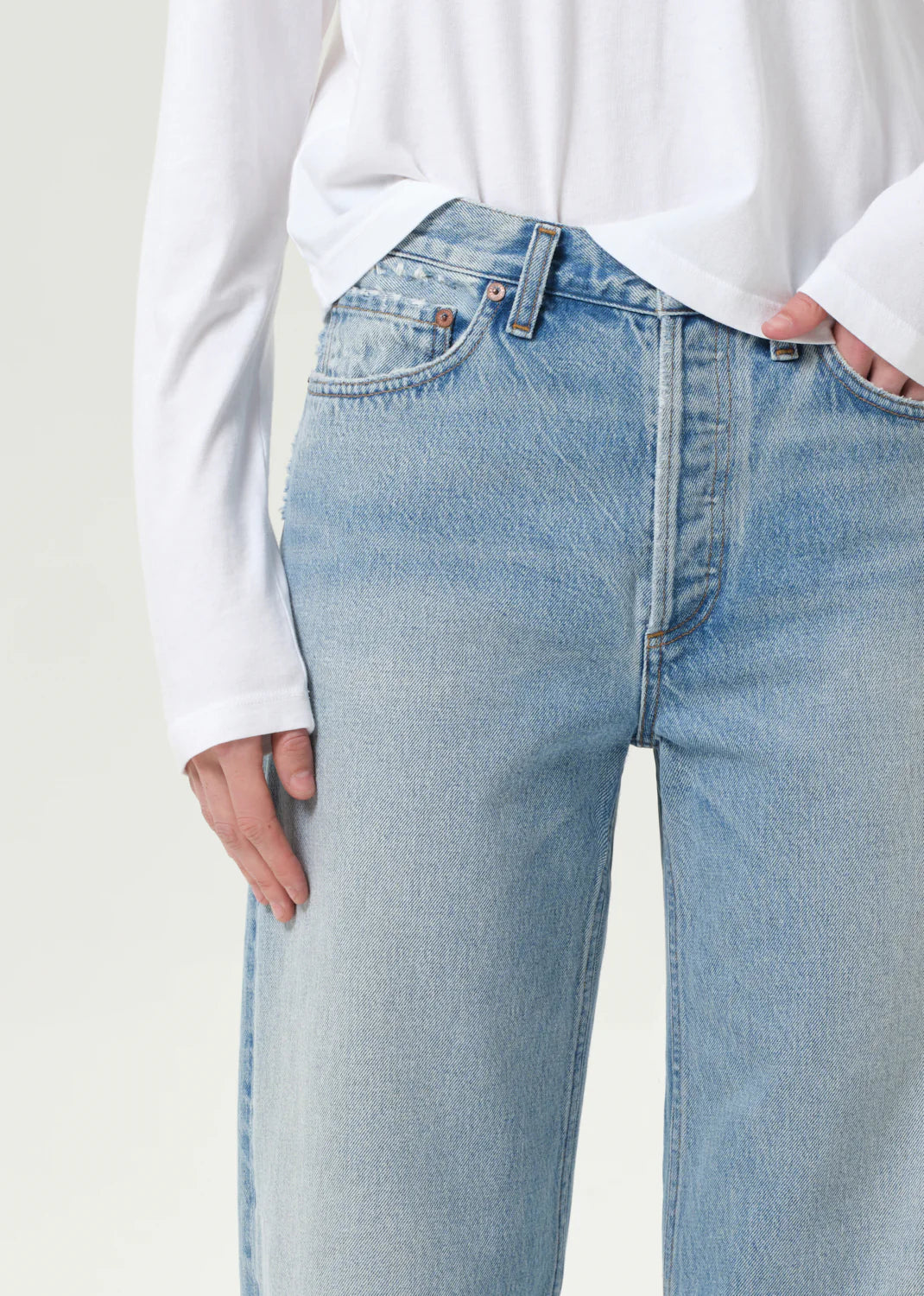 Full view of Agolde's Arc Jean in Orten, displaying the comfortable fit and 100% regenerative cotton.