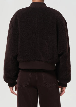 Details of the zip-front closure on the Iona Skye Jacket in Chocolate.