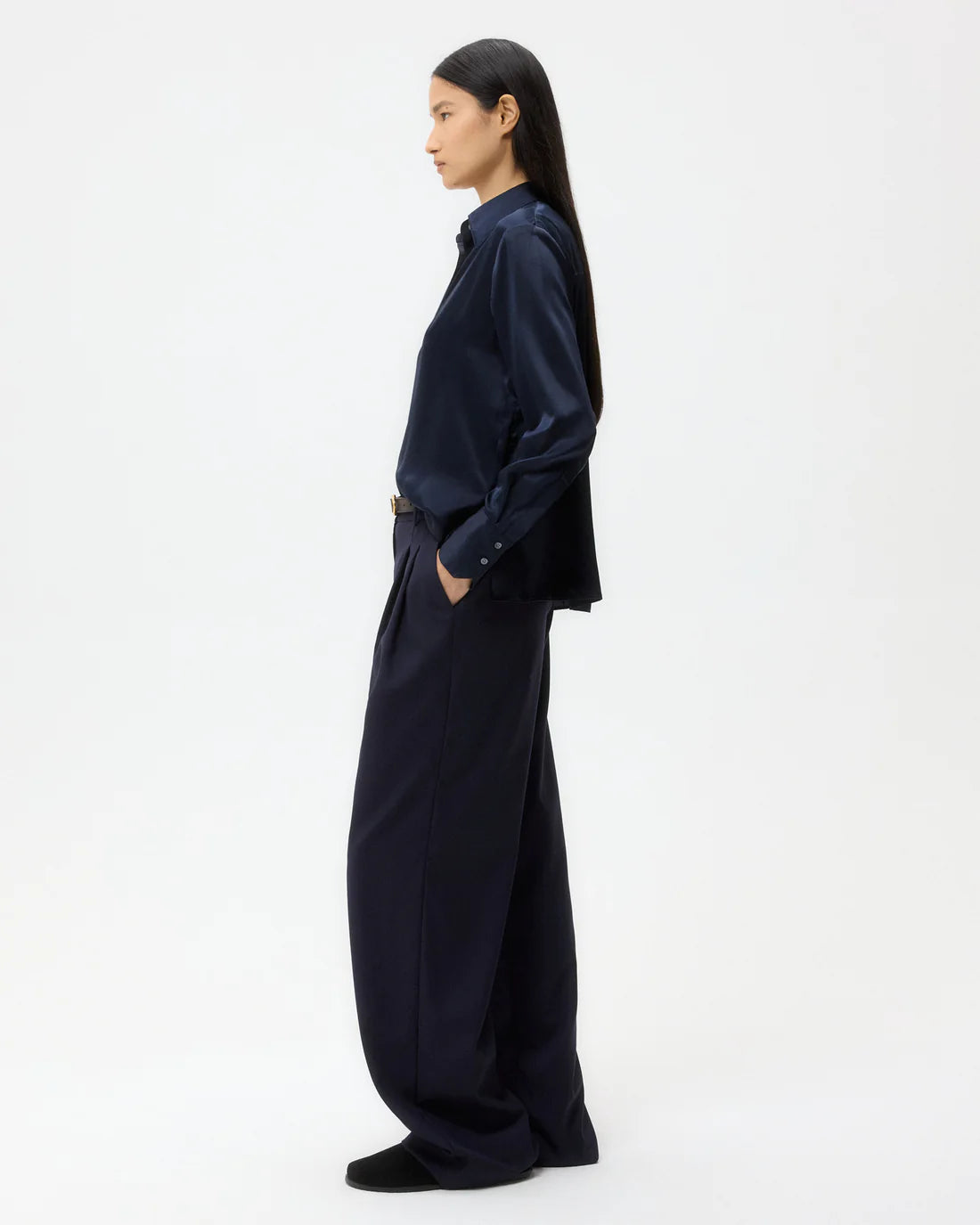 Joey Shirt in Midnight styled with casual accessories, showcasing its versatility as a fashionable button-down shirt.
