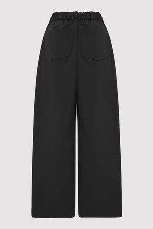 Relaxed Pants in Black