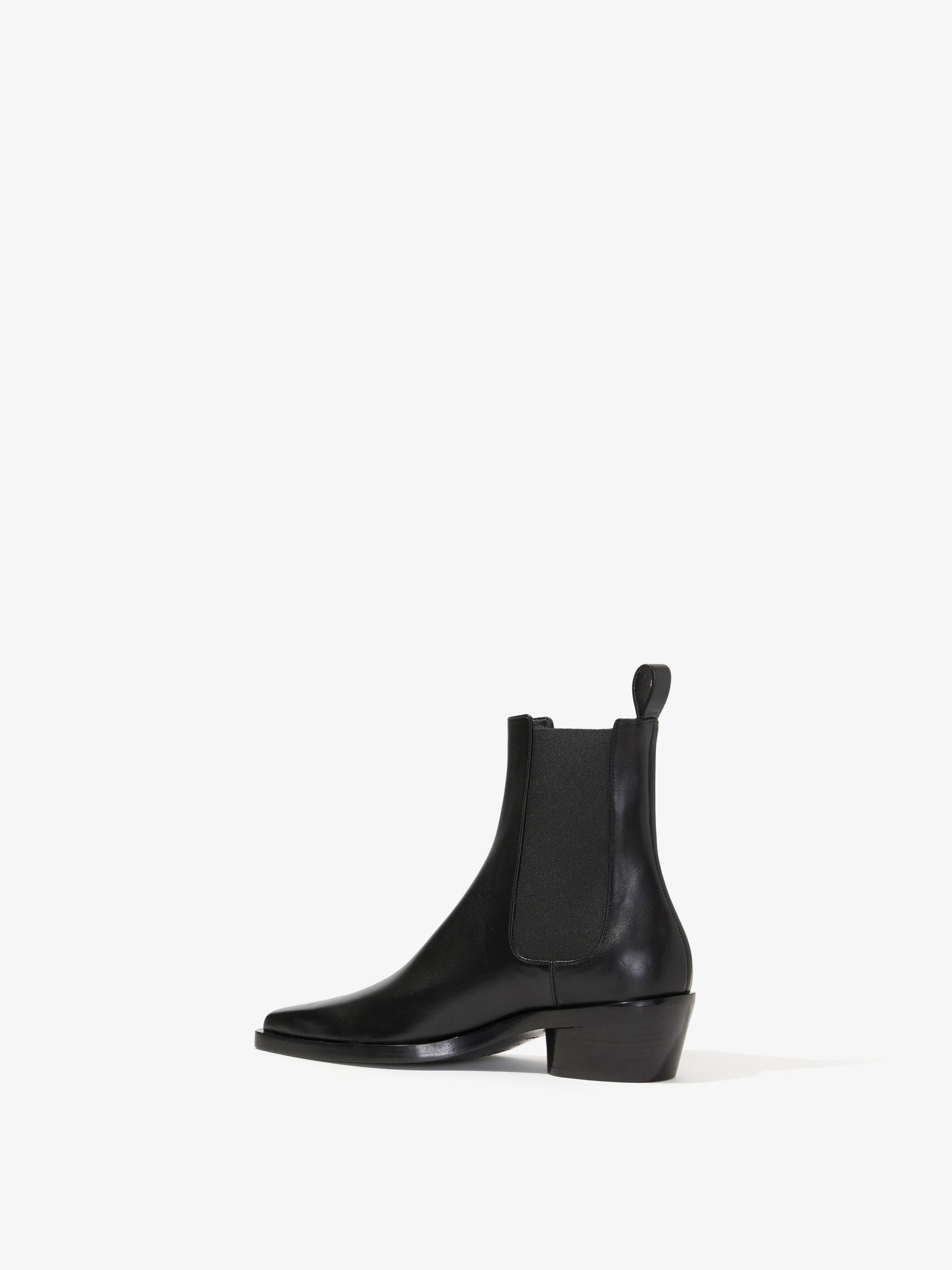 Bronco Chelsea Boots in Black