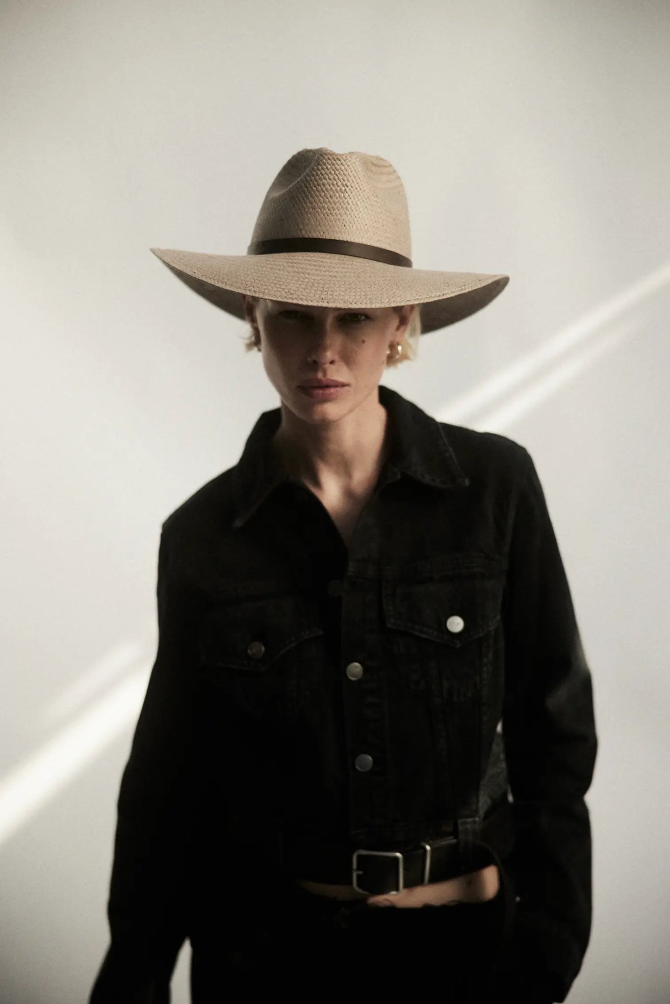 Judith Straw Hat in Taupe