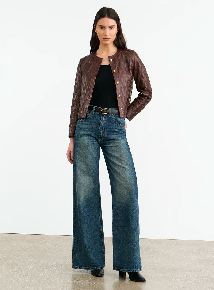 Salome Jean in Simon Wash