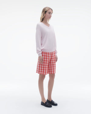 The V in Silk/Linen in Powder