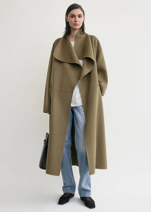 Close-up of the fabric texture of the TOTEME Signature Doublé Coat in Hazel, highlighting its fine wool and cashmere blend.