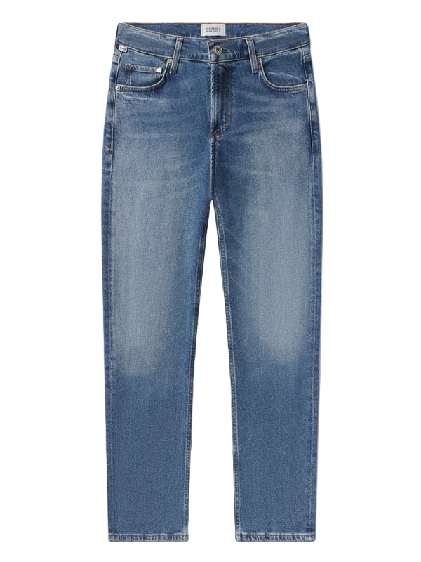 Casual styling of Anissa Jeans in Alma by Citizens of Humanity, showcasing the medium indigo wash and straight-leg cut.