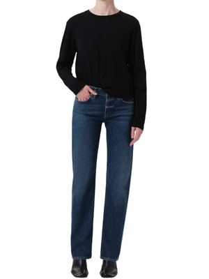 Agolde Low Rise Slim in Slick close-up showcasing the modern early 2000s denim style with soft comfort stretch.