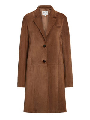 Easy Car Coat in Martora displayed on a mannequin, showcasing its straight silhouette and notched collar.