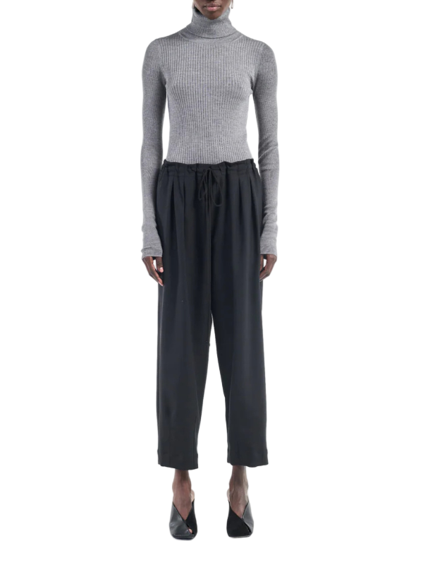 Barrel Leg Drawstring Pant in Black, stylish women's pants with pleat front and side pockets.