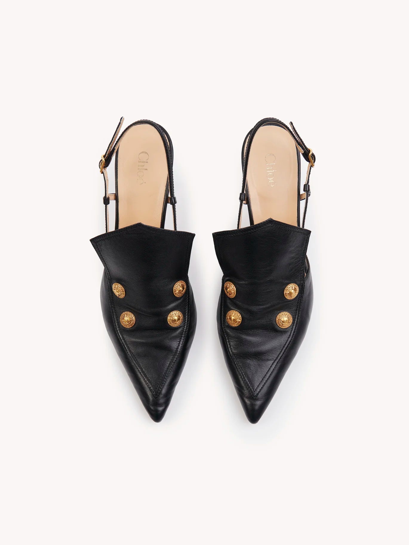 The sophisticated Agnes Slingback in Black from Chloé, perfect for any occasion with its modern design.